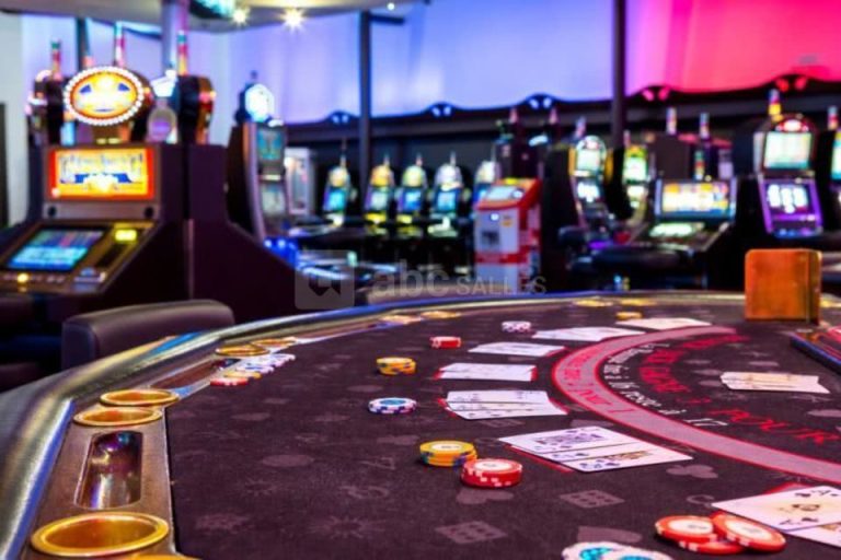 Plongez dans l’univers du poker au Casino Barrière Bénodet