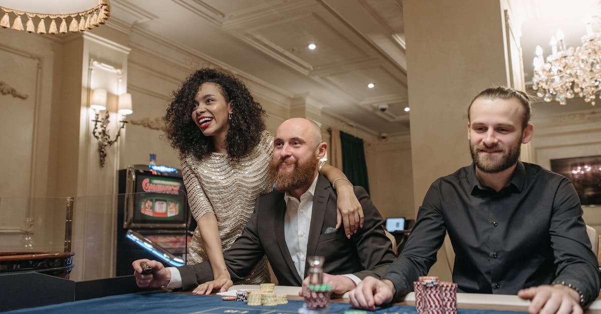 Photos gratuites de activité à l'intérieur, adulte, ambiance casino